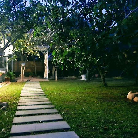 Tom E Jerry Bed and Breakfast Domus De Maria Exterior foto