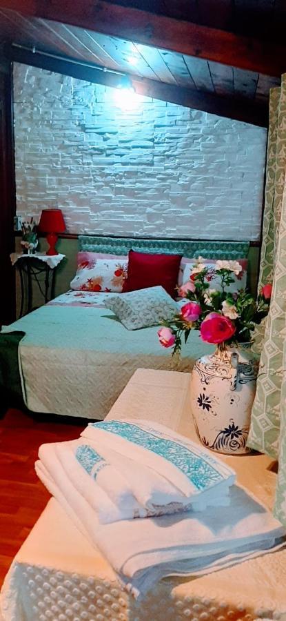 Tom E Jerry Bed and Breakfast Domus De Maria Exterior foto